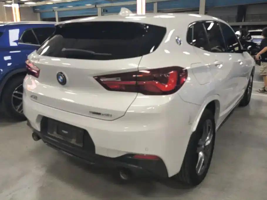BMW X2 2023 sDrive25i M Sport Shadow Edition — миниатюра 3