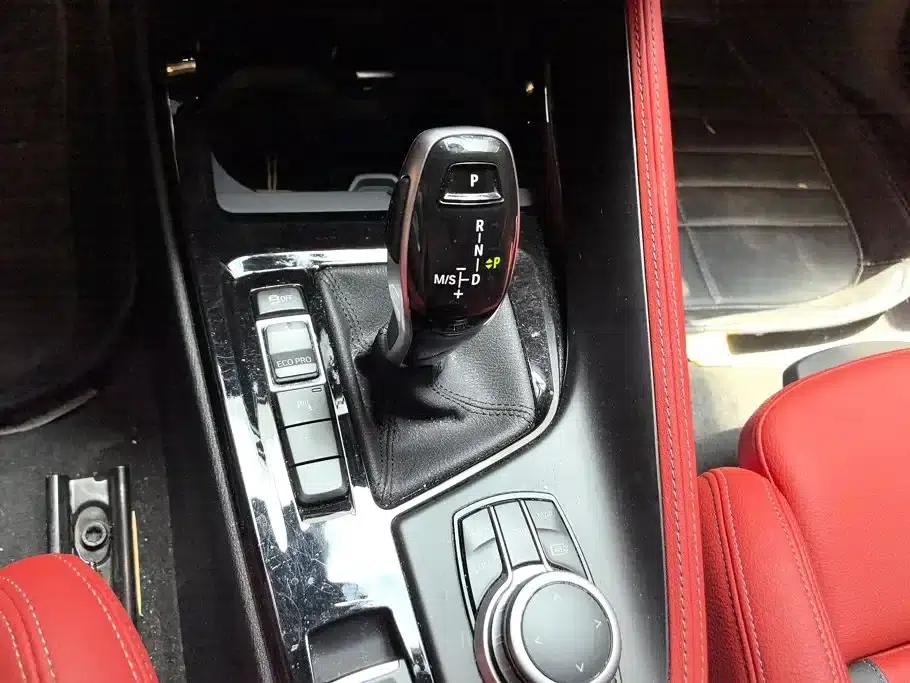 BMW X2 2021 sDrive25i Shadow Edition — миниатюра 16