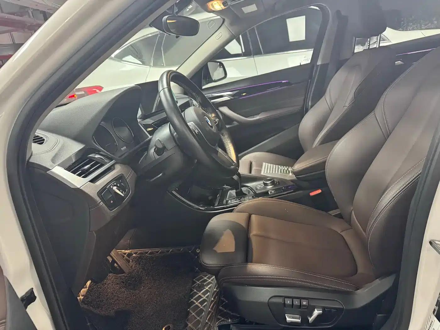 BMW X2 2023 sDrive25i M Sport Package — миниатюра 3