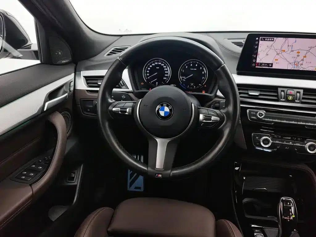 BMW X2 2020 sDrive25i Luxury M Sport Package — миниатюра 11