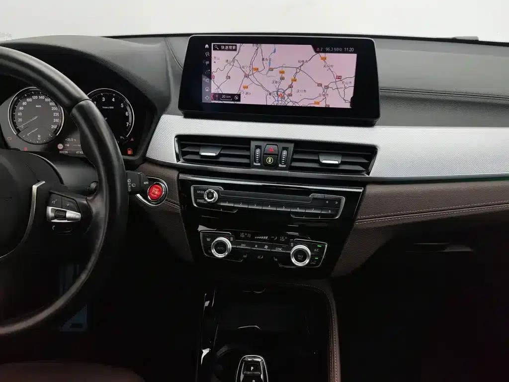 BMW X2 2020 sDrive25i Luxury M Sport Package — миниатюра 12