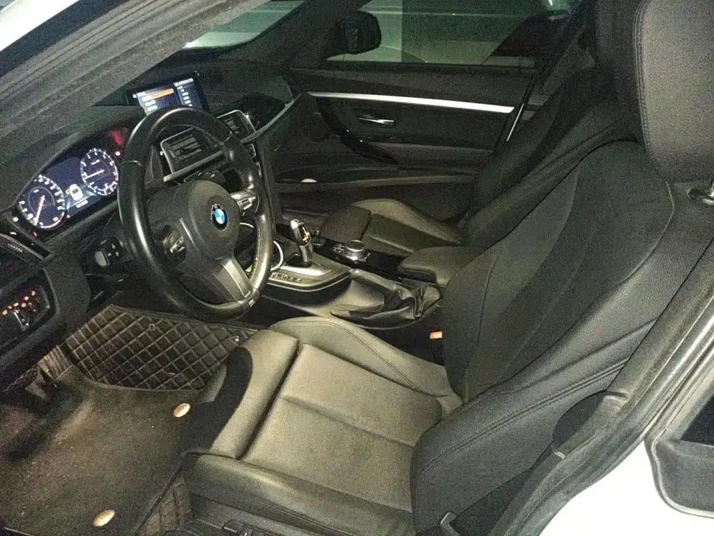 2019 BMW 3 Series GT 320i M Sport Package — миниатюра 16