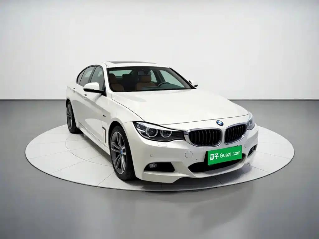 2019 BMW 3 Series GT 320i M Sport Package — миниатюра 3