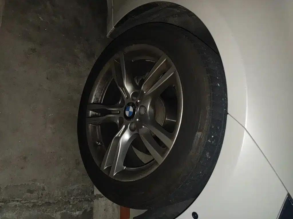 2019 BMW 3 Series GT 320i M Sport Package — миниатюра 8
