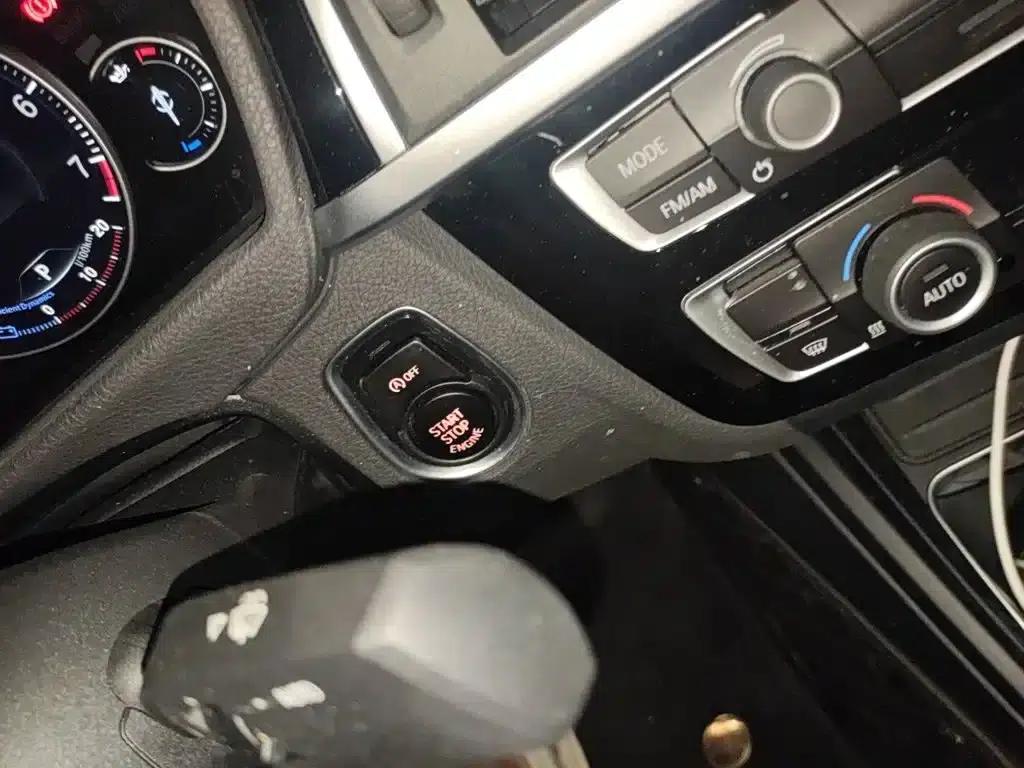 2019 BMW 3 Series GT 320i M Sport Package — миниатюра 9
