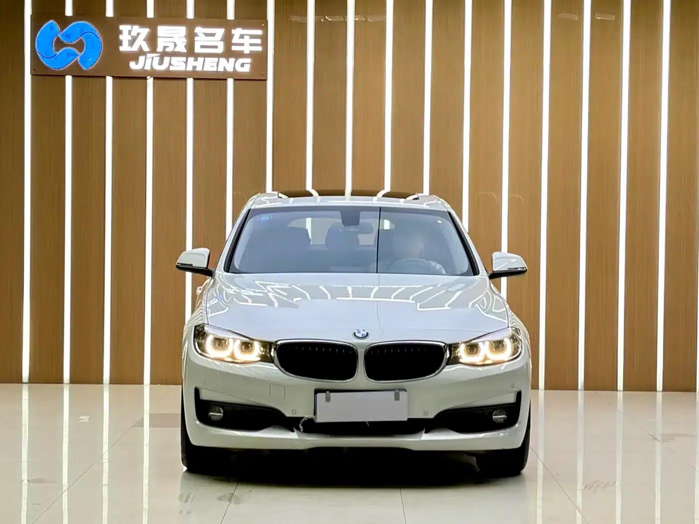 BMW 3 Series GT 2019 320i Fashion Edition — миниатюра 2