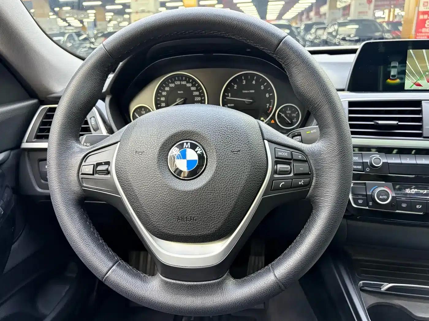 BMW 3 Series GT 2019 320i Fashion Edition — миниатюра 4