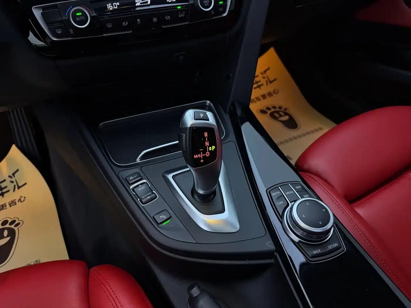 BMW 3 Series GT 2019 320i Fashion Edition — миниатюра 25