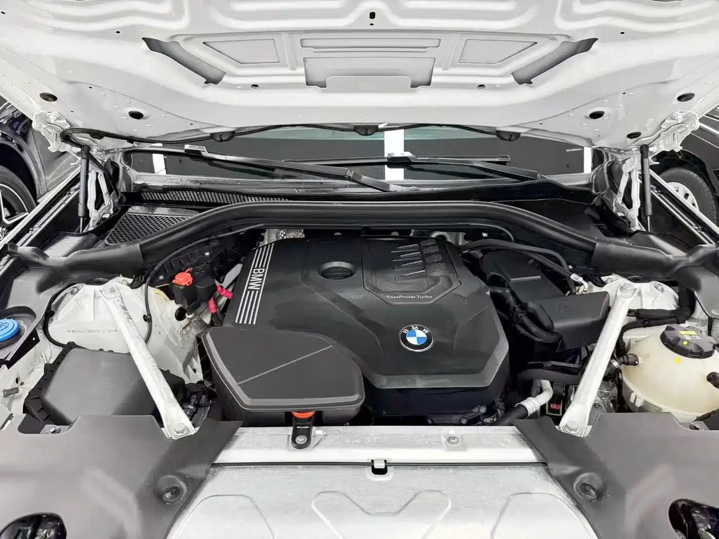 2021 BMW X4 xDrive 25i M Sport Package — миниатюра 25