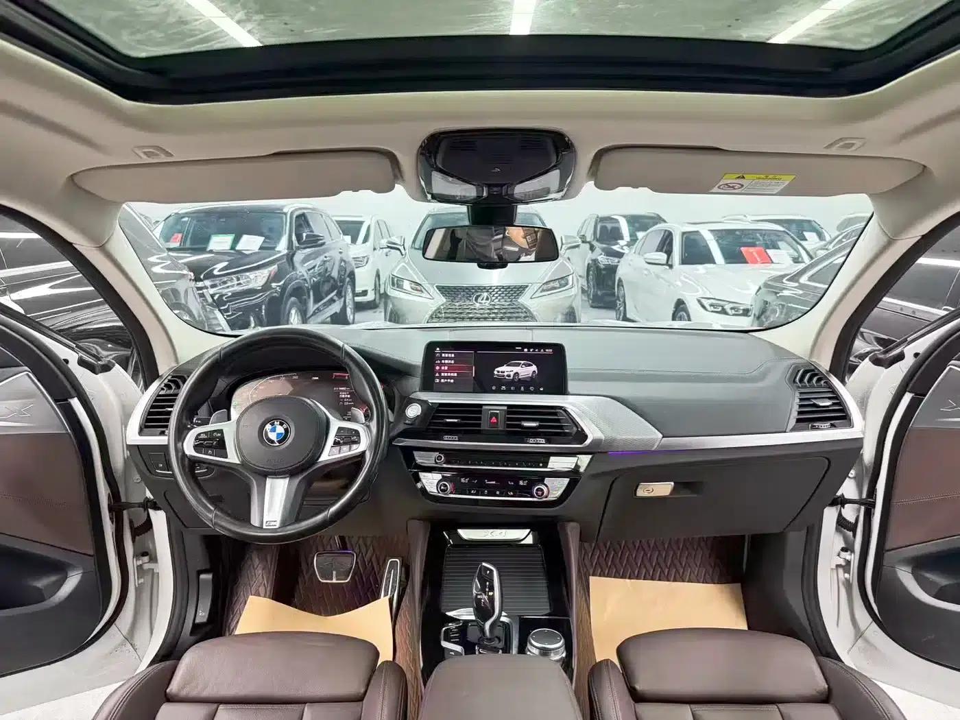 2021 BMW X4 xDrive 25i M Sport Package — миниатюра 9