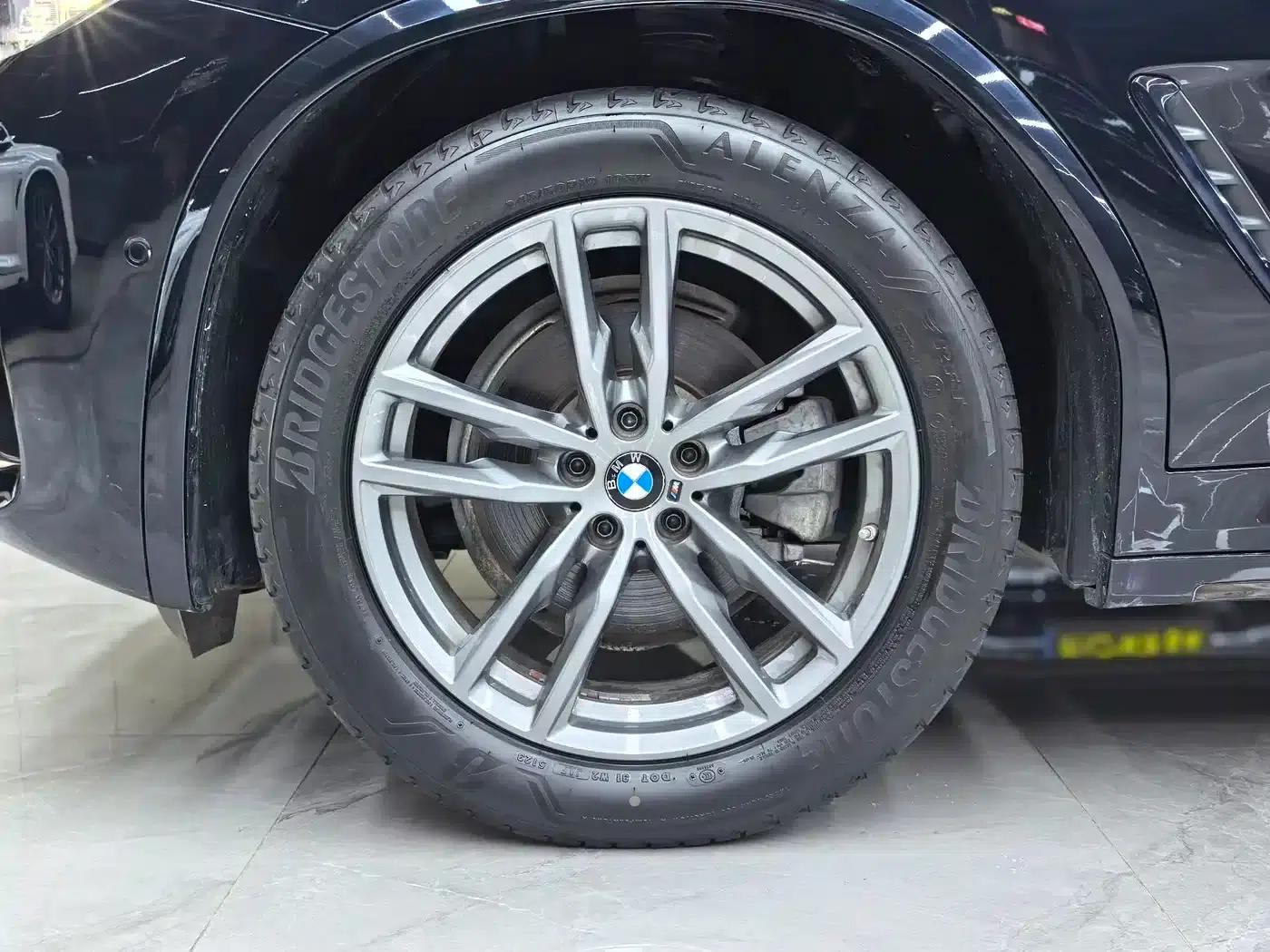 2019 BMW X4 xDrive25i M Sport Package — миниатюра 34