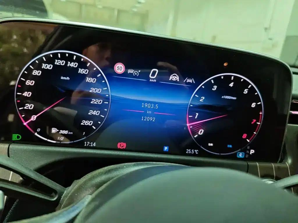 Mercedes-Benz E-Class 2025 Facelift E 300 L Fashion Model — миниатюра 8