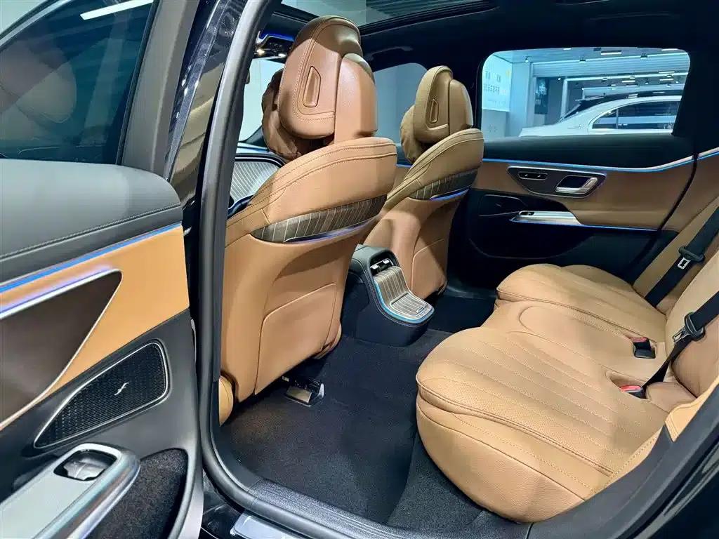 Mercedes-Benz E-Class 2025 Facelift E 300 L Fashion Model — миниатюра 20