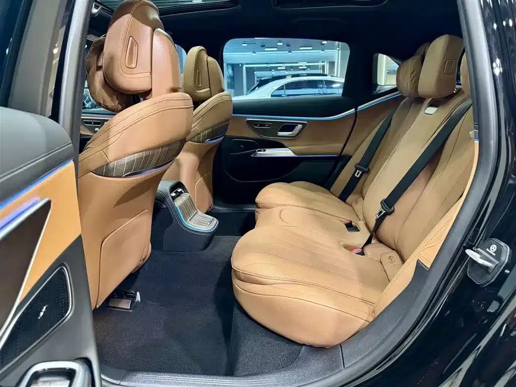 Mercedes-Benz E-Class 2025 Facelift E 300 L Fashion Model — миниатюра 25