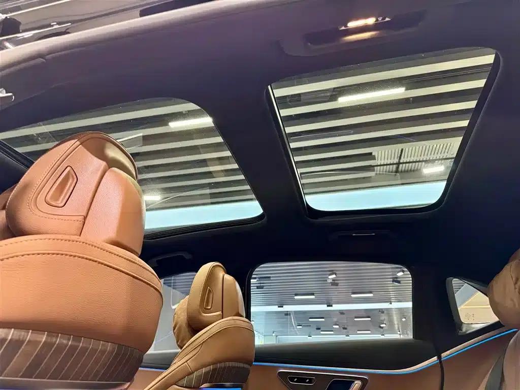 Mercedes-Benz E-Class 2025 Facelift E 300 L Fashion Model — миниатюра 26