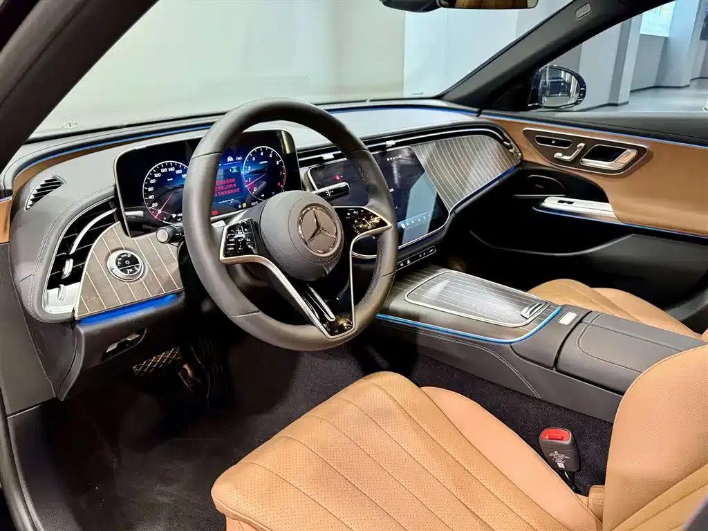 Mercedes-Benz E-Class 2025 Facelift E 300 L Fashion Model — миниатюра 27