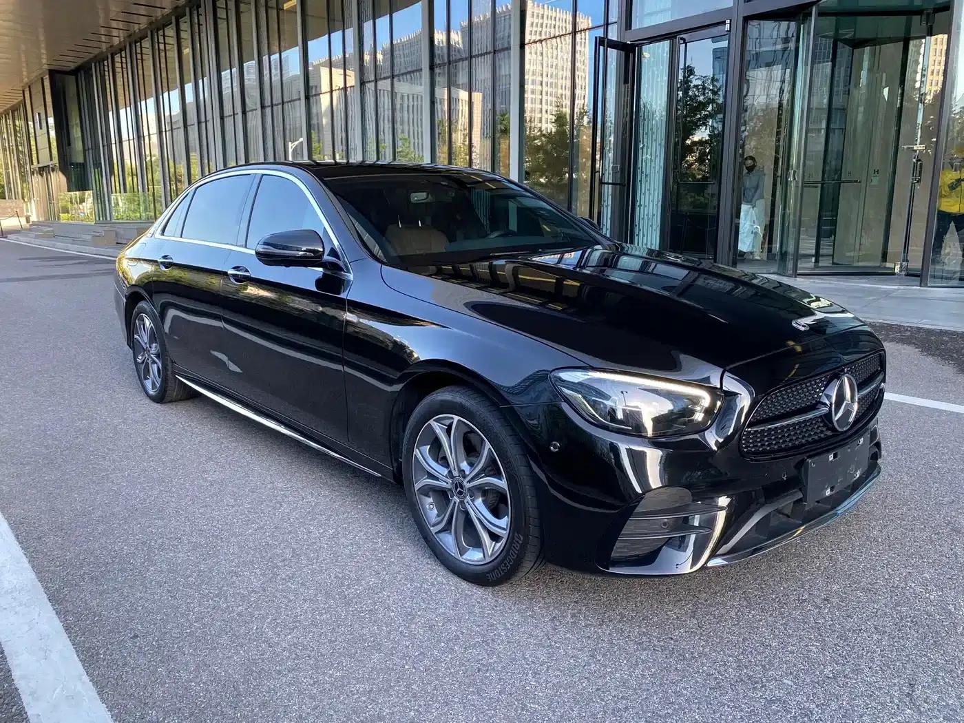 Mercedes-Benz E-Class 2023 E 300 L Sport Luxury — миниатюра 2