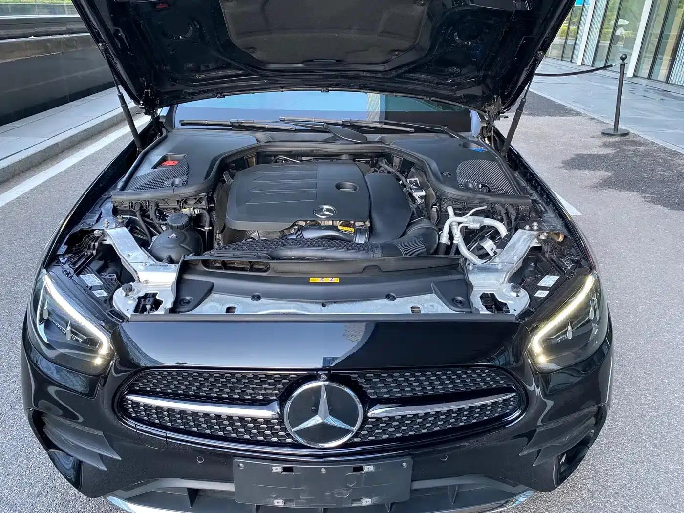 Mercedes-Benz E-Class 2023 E 300 L Sport Luxury — миниатюра 27