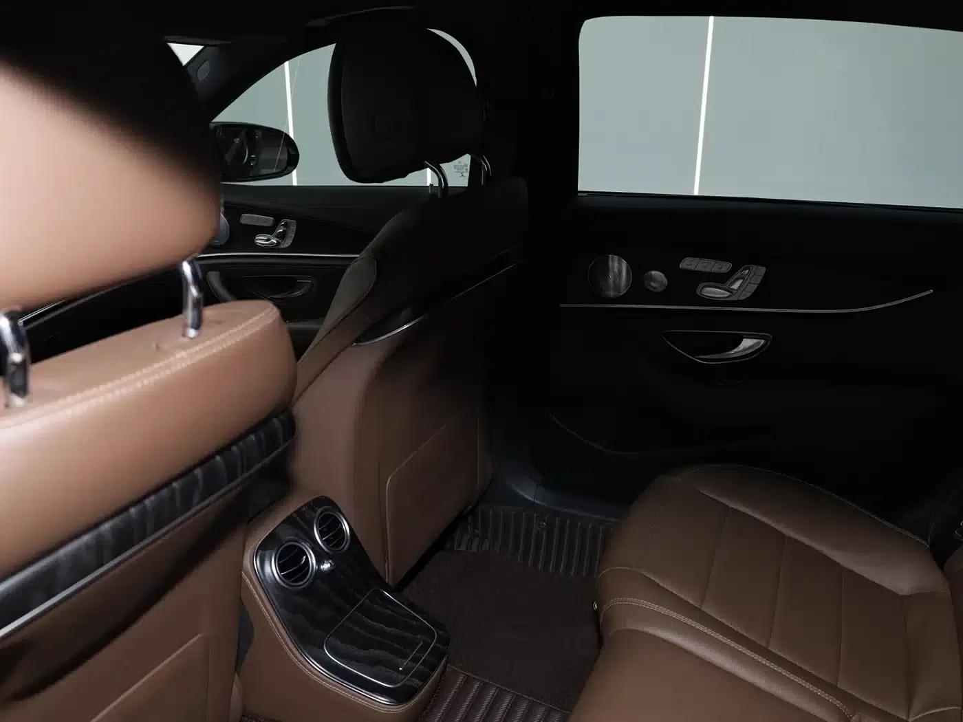 Mercedes-Benz E-Class 2021 E 300 L Sport Luxury — миниатюра 19