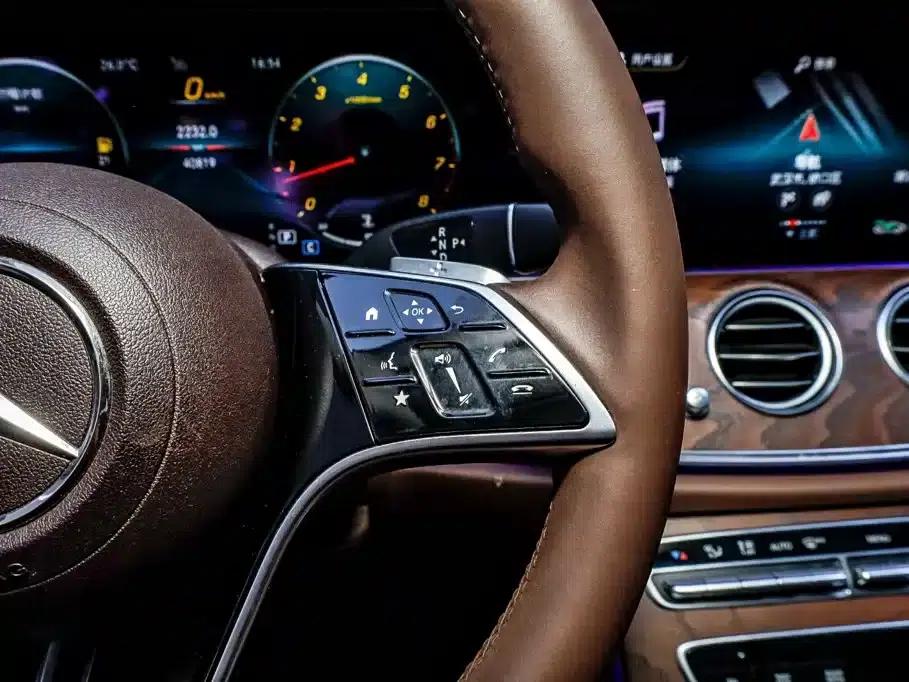 2022 Mercedes-Benz E-Class E 260 L — миниатюра 15