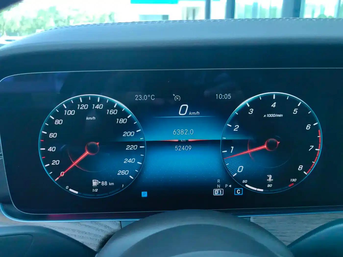 Mercedes-Benz E-Class 2023 Facelift E 260 L — миниатюра 15