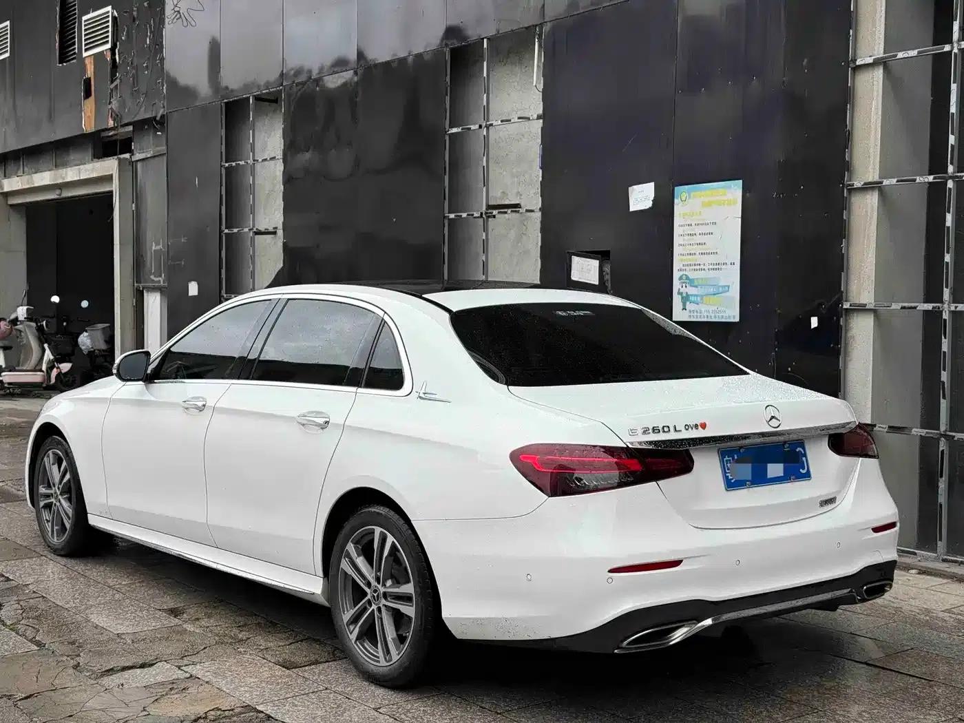 Mercedes-Benz E-Class 2021 Facelift E 260 L Sport — миниатюра 3