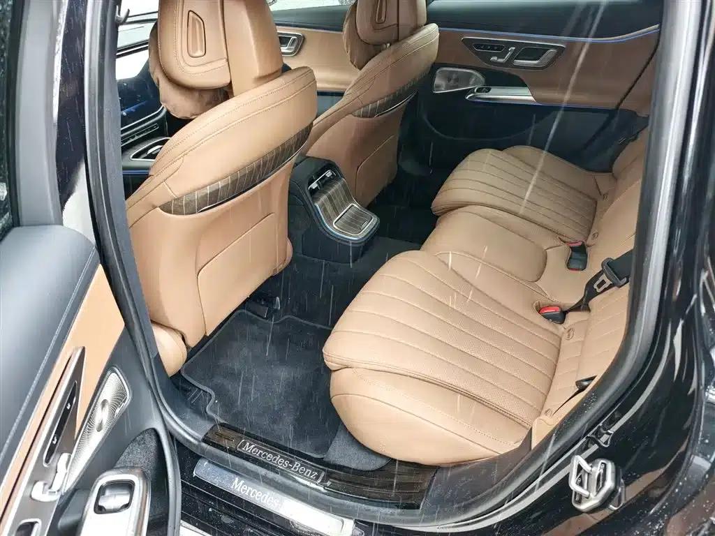 2026 Mercedes-Benz E-Class E 300 L Luxury — миниатюра 4