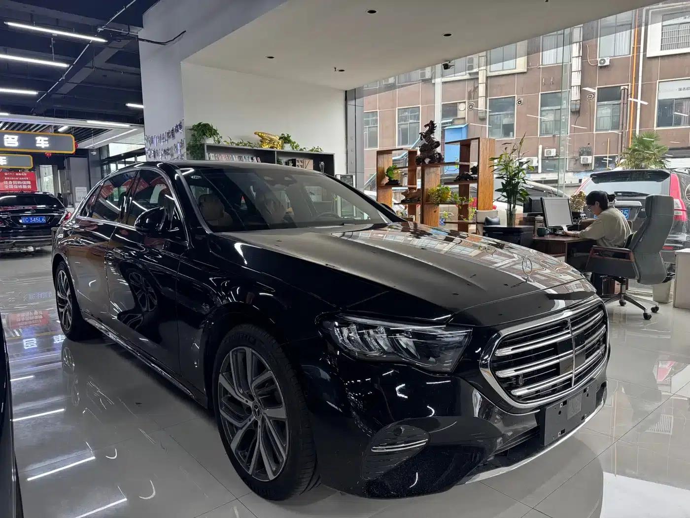 Mercedes-Benz E-Class 2026 Facelift E 300 L Fashion Model — миниатюра 8