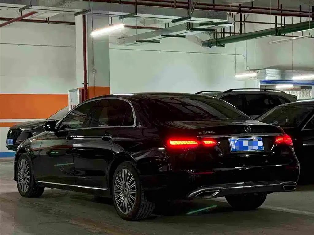Mercedes-Benz E-Class 2022 Facelift III E 300 L Fashion Model — миниатюра 3