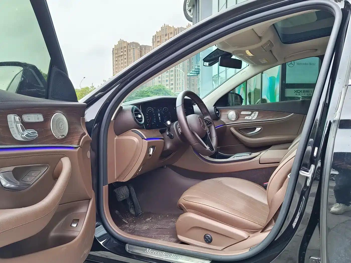 Mercedes-Benz E-Class 2023 Facelift E 300 L Luxury — миниатюра 7