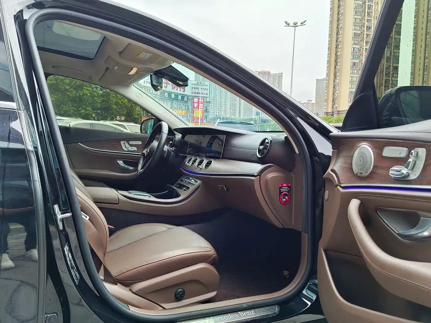 Mercedes-Benz E-Class 2023 Facelift E 300 L Luxury — миниатюра 9