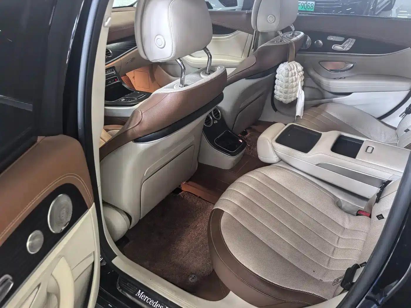 Mercedes-Benz E-Class 2022 Facelift III E 300 L Luxury — миниатюра 5