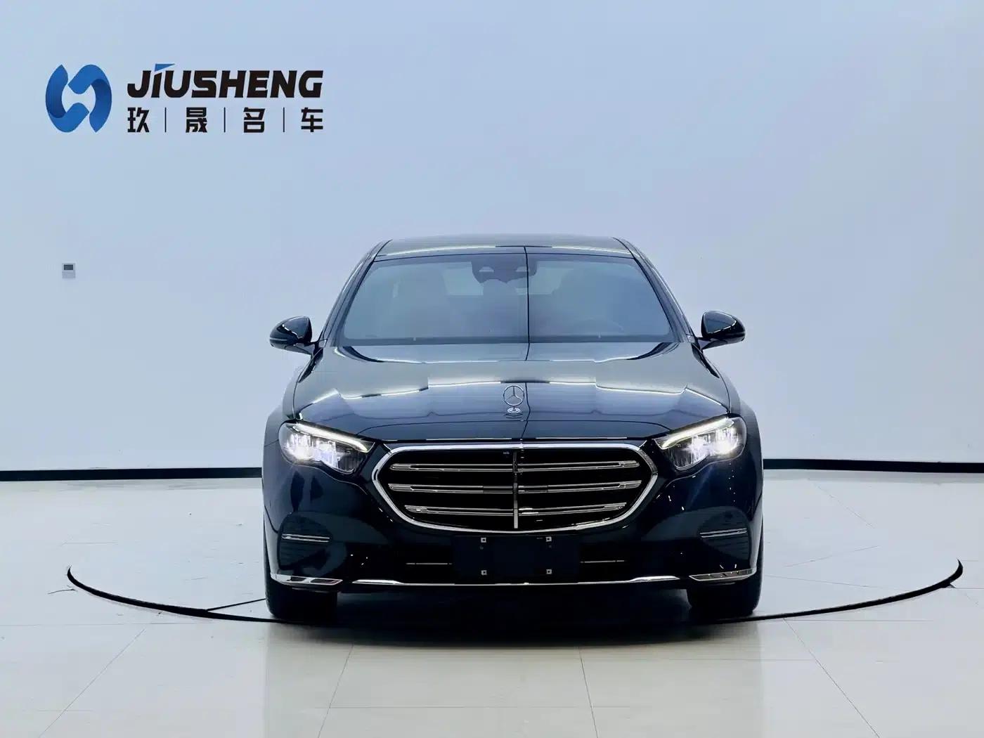 2025 Mercedes-Benz E-Class E 300 L Luxury — миниатюра 2