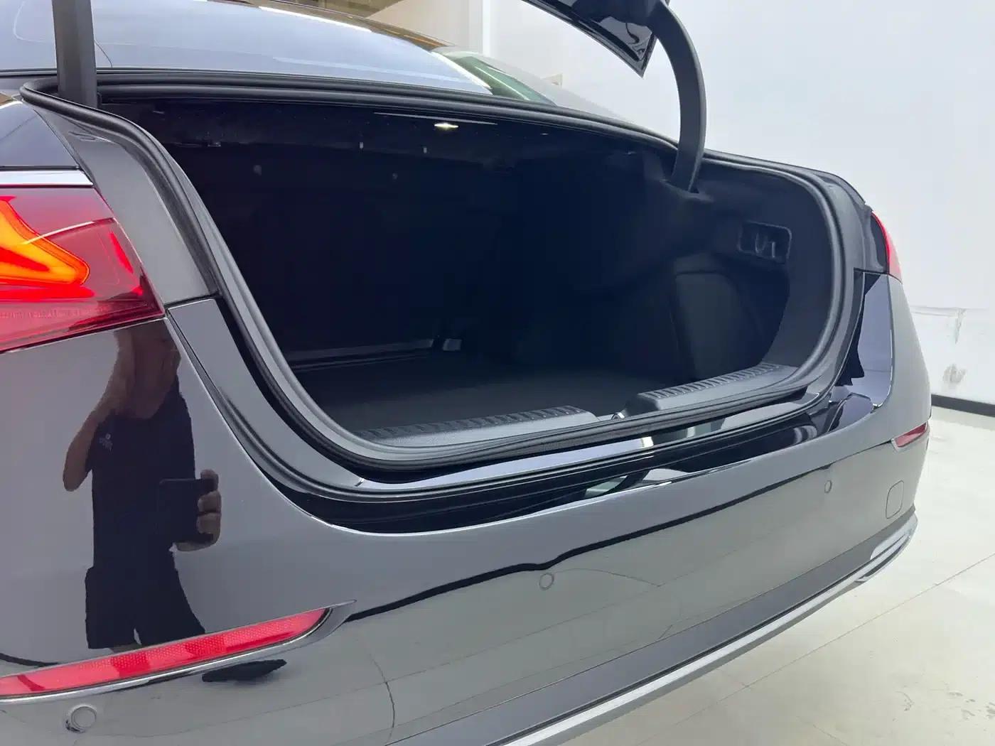 Mercedes-Benz E-Class 2025 E 300 L Premium — миниатюра 10