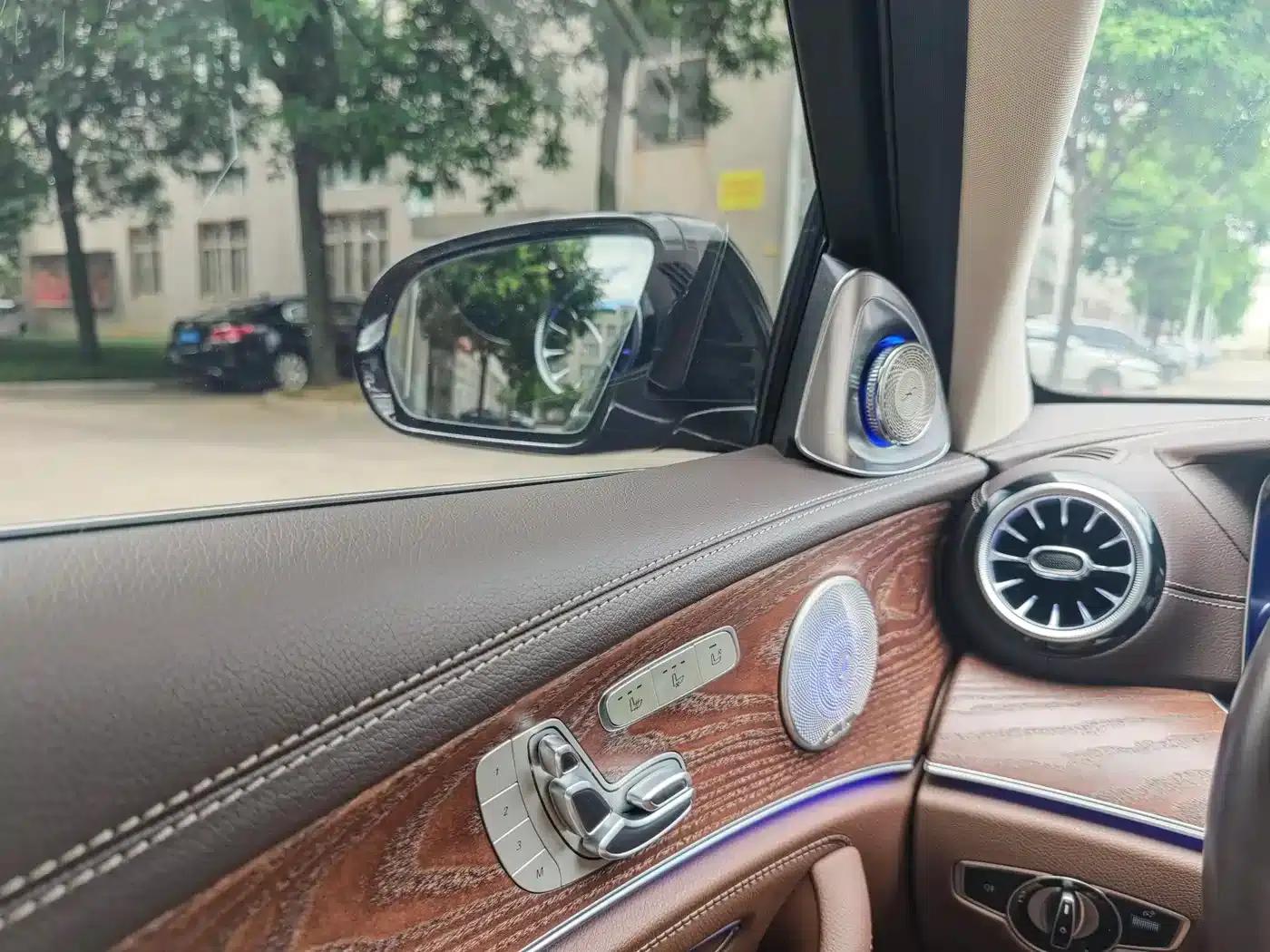 Mercedes-Benz E-Class 2023 E 300 L Fashion Edition — миниатюра 11