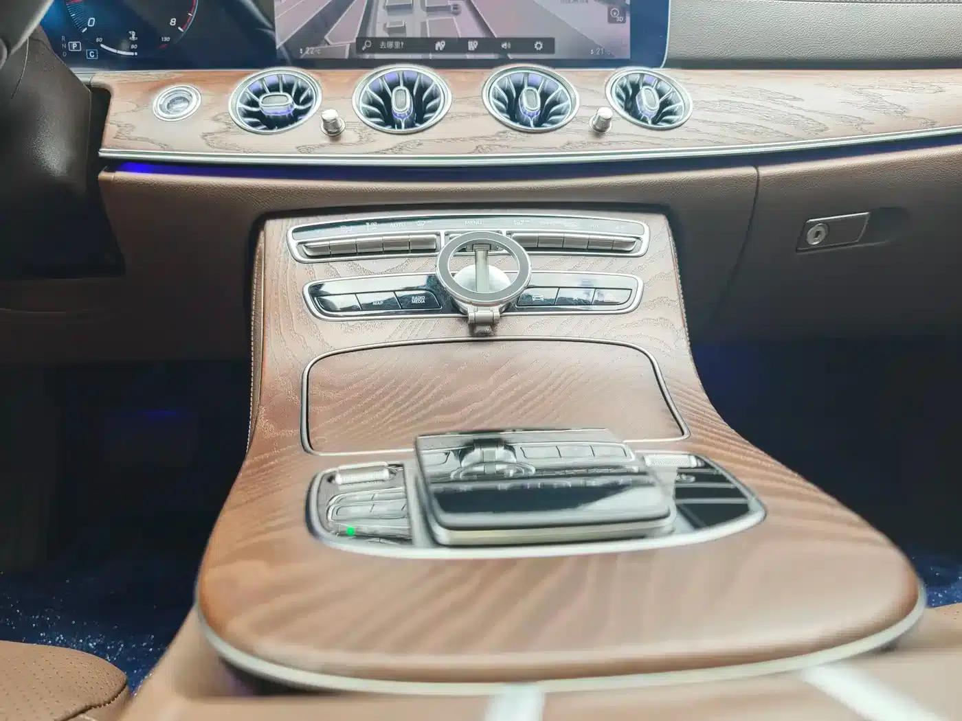 Mercedes-Benz E-Class 2023 E 300 L Fashion Edition — миниатюра 13