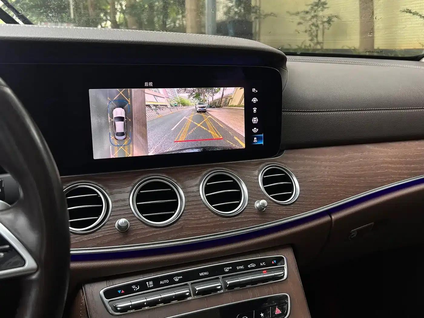 Mercedes-Benz E-Class 2021 E 300 L Fashion Edition — миниатюра 13