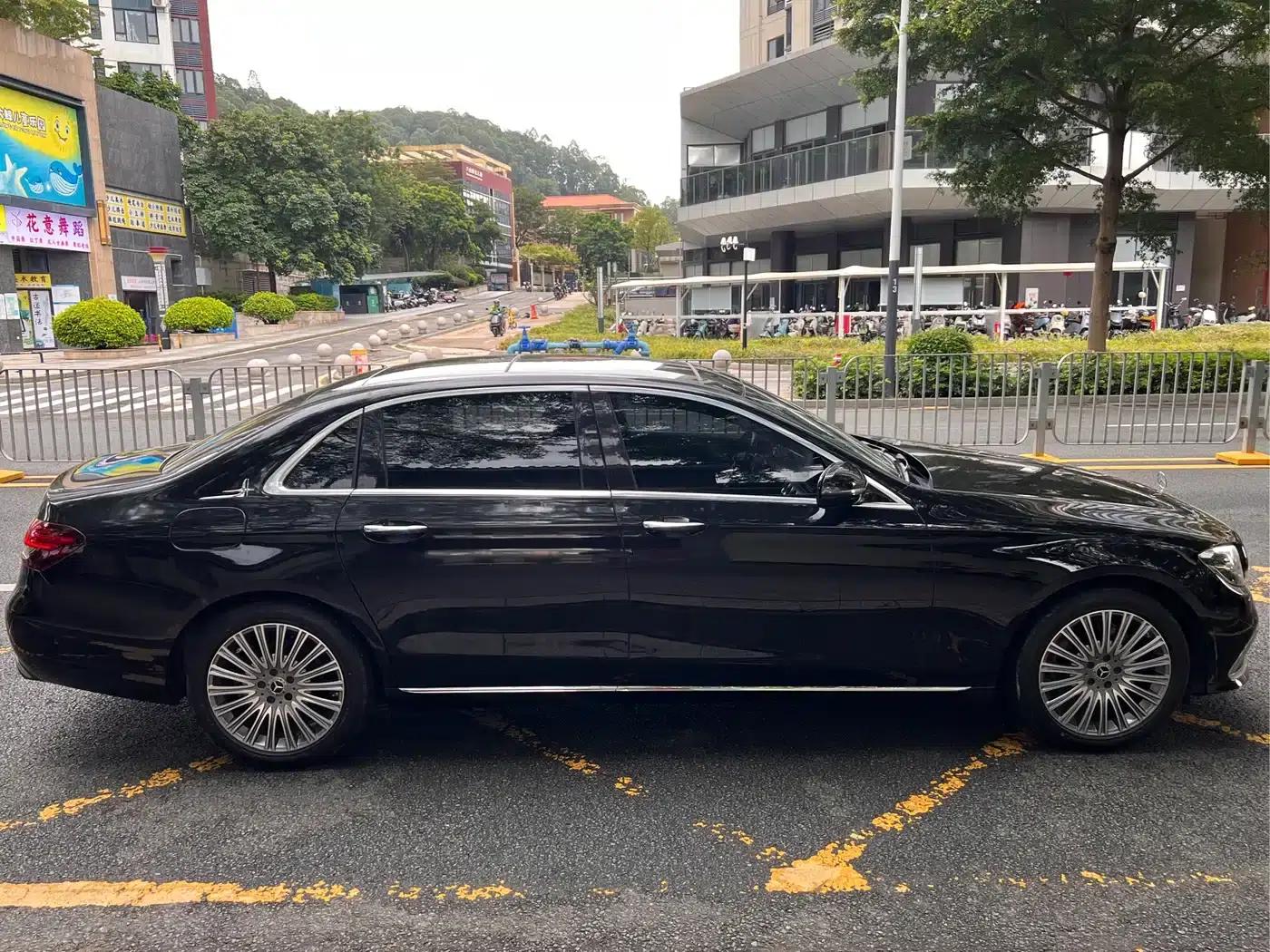 Mercedes-Benz E-Class 2021 E 300 L Fashion Edition — миниатюра 15