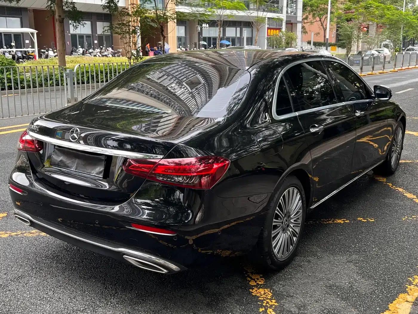 Mercedes-Benz E-Class 2021 E 300 L Fashion Edition — миниатюра 17