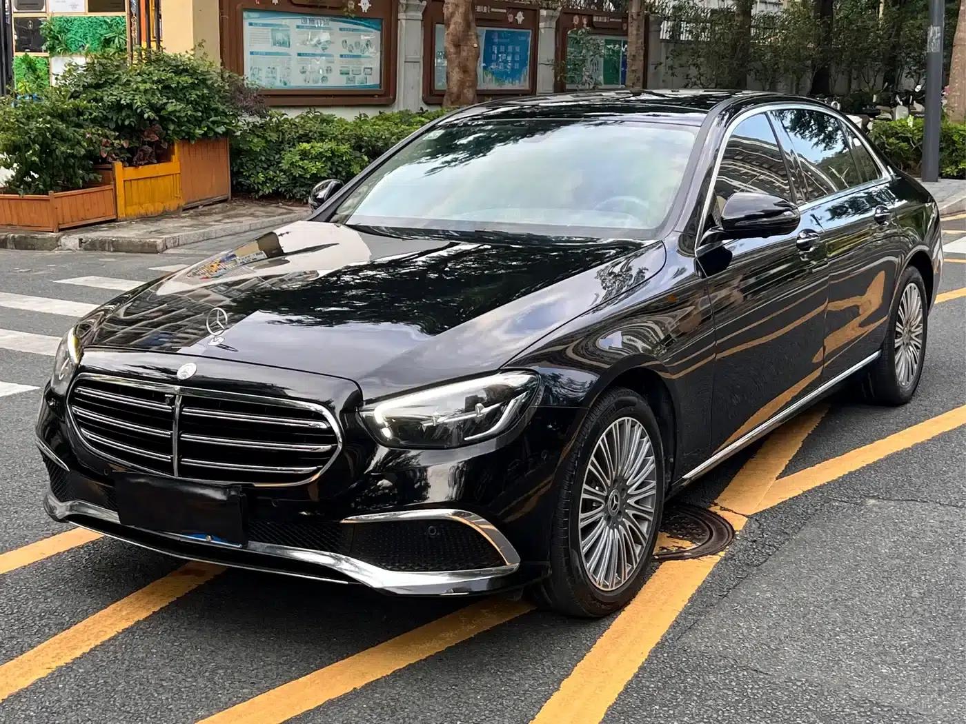 Mercedes-Benz E-Class 2021 E 300 L Fashion Edition — миниатюра 1