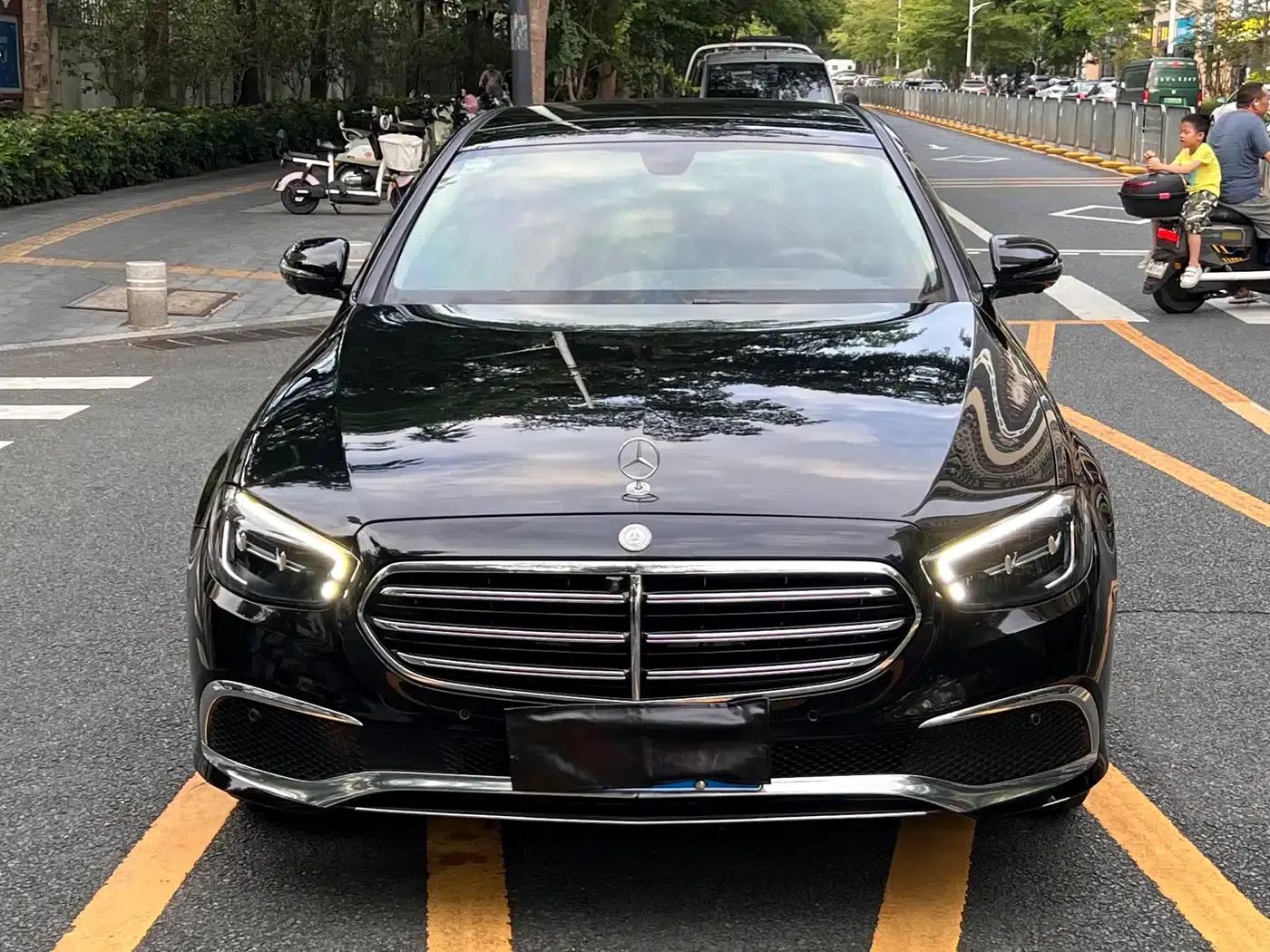 Mercedes-Benz E-Class 2021 E 300 L Fashion Edition — миниатюра 2