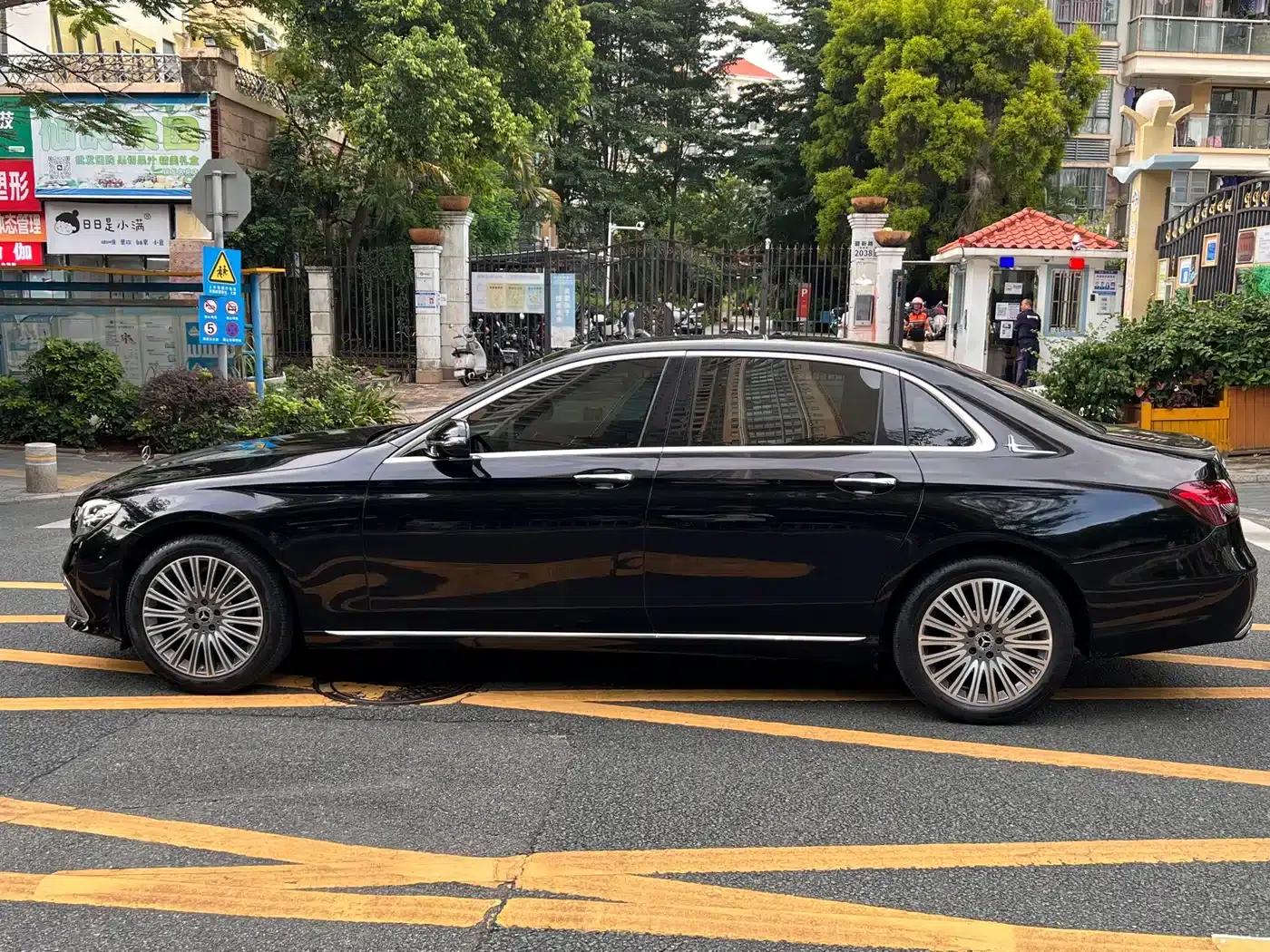 Mercedes-Benz E-Class 2021 E 300 L Fashion Edition — миниатюра 15
