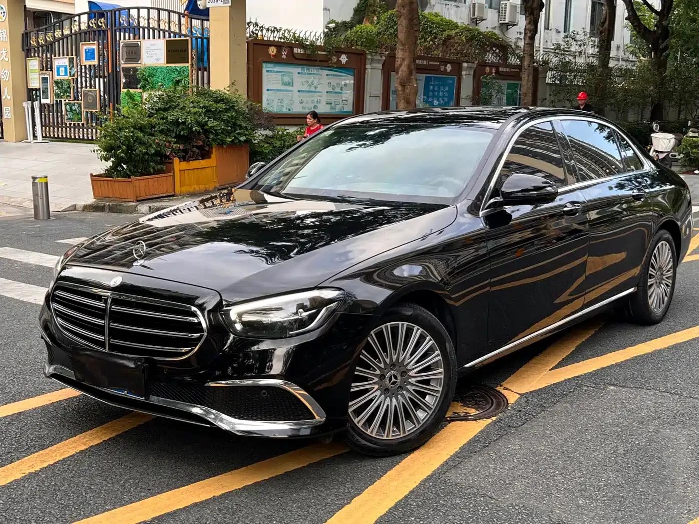 Mercedes-Benz E-Class 2021 E 300 L Fashion Edition — миниатюра 17