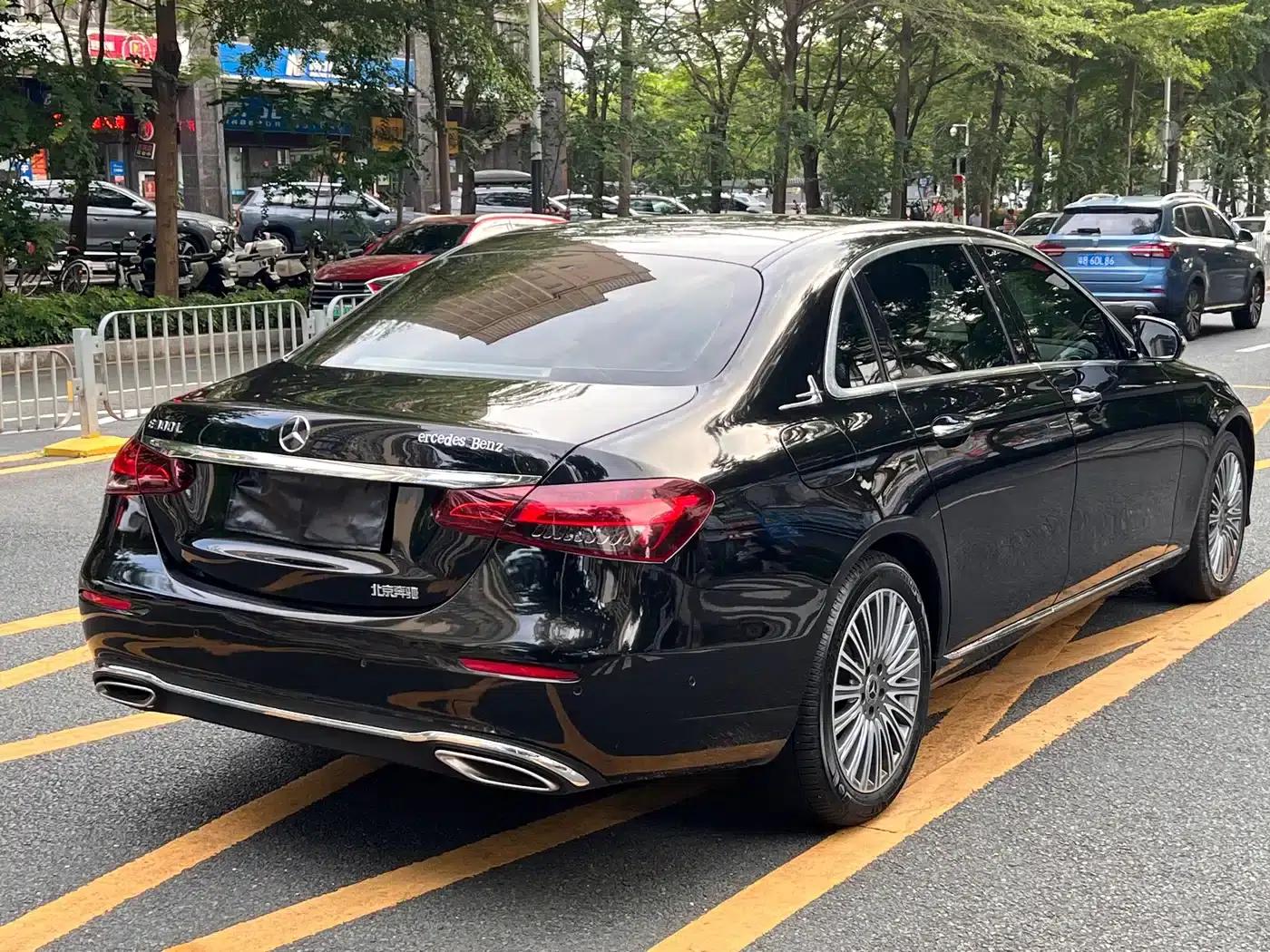 Mercedes-Benz E-Class 2021 E 300 L Fashion Edition — миниатюра 21