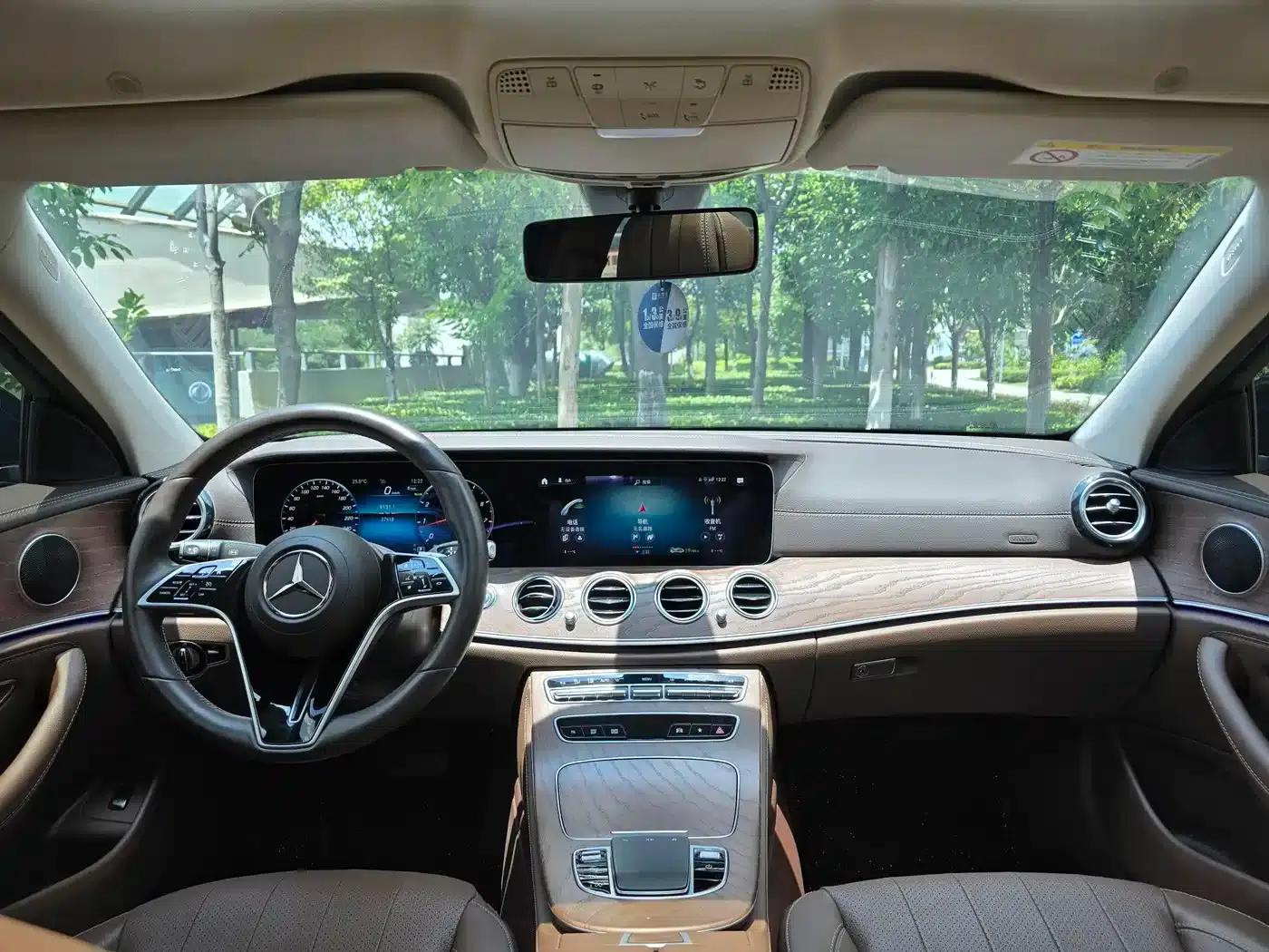 Mercedes-Benz E-Class 2023 Facelift E 300 L Fashion Model — миниатюра 11