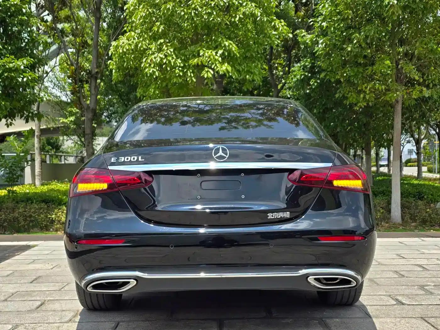 Mercedes-Benz E-Class 2023 Facelift E 300 L Fashion Model — миниатюра 5