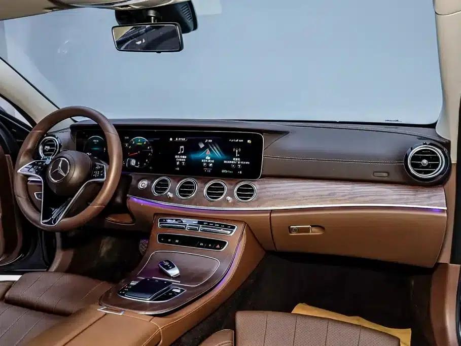 2022 Mercedes-Benz E-Class E 260 L — миниатюра 24