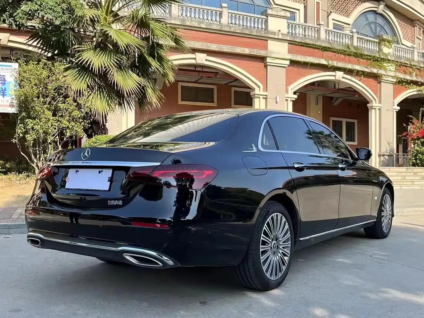 Mercedes-Benz E-Class 2023 E 300 L Fashion Edition — миниатюра 6