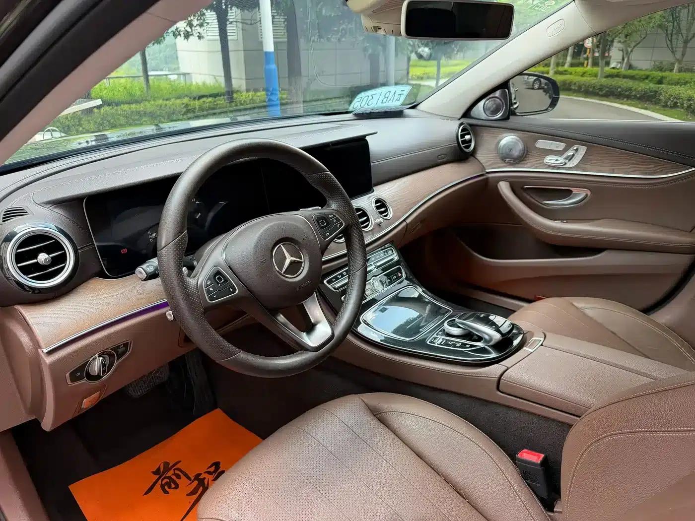 2017 Mercedes-Benz E-Class E 300 L Luxury — миниатюра 4