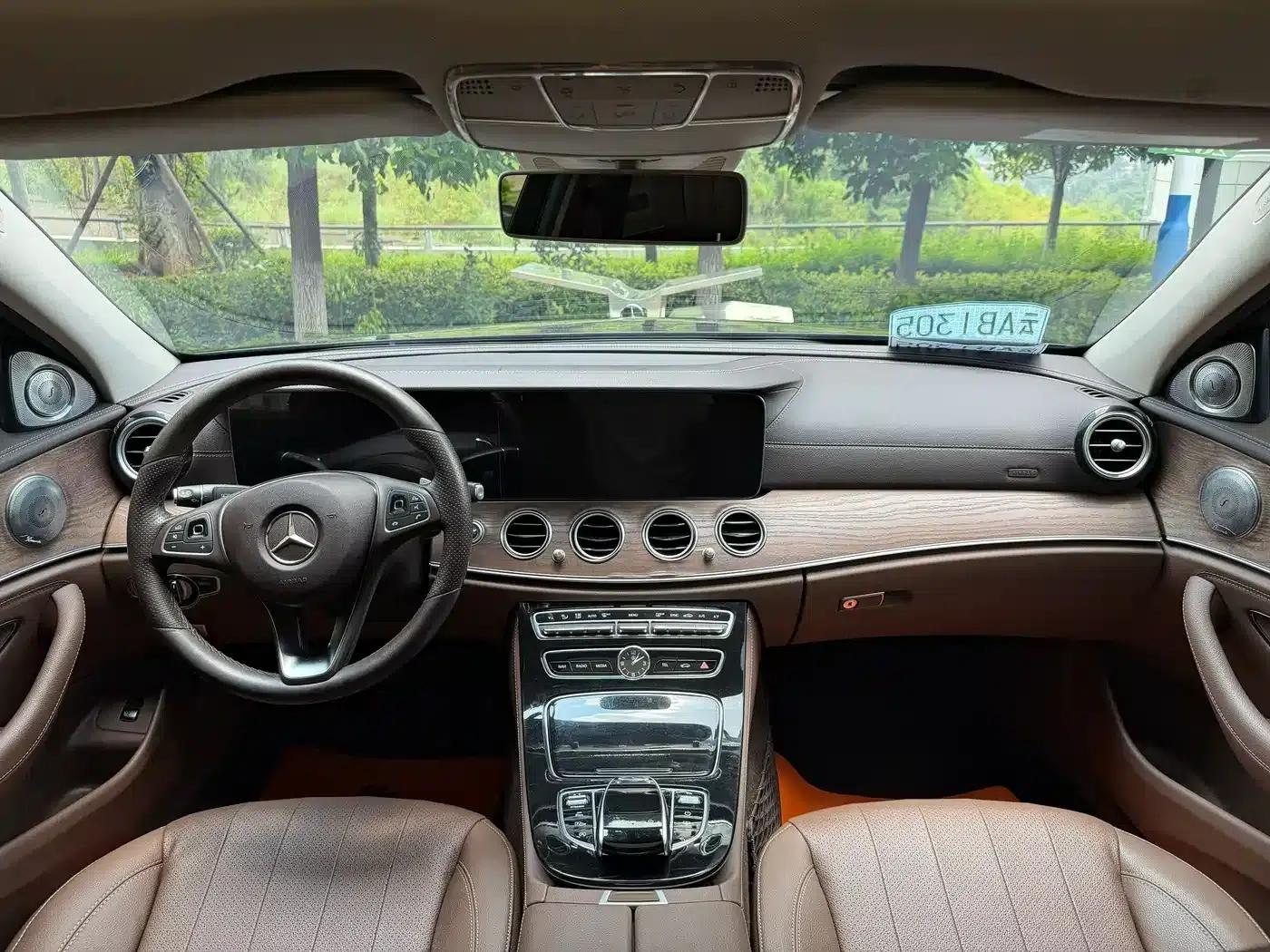 2017 Mercedes-Benz E-Class E 300 L Luxury — миниатюра 5